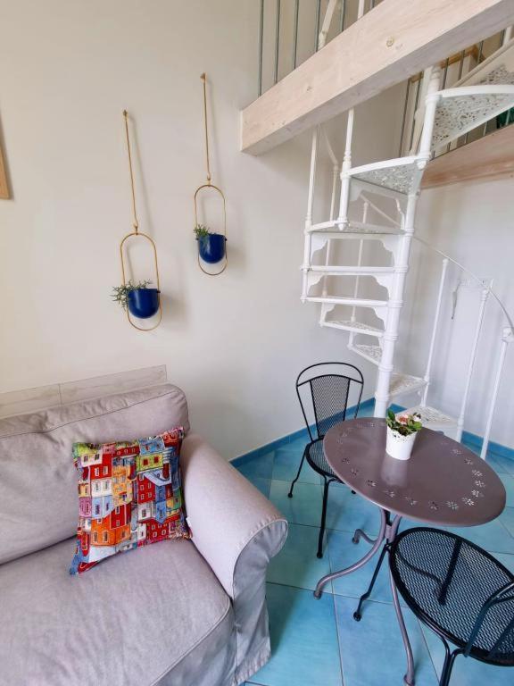 Maridea - In Riva Al Mare Apartment Ponza Bagian luar foto