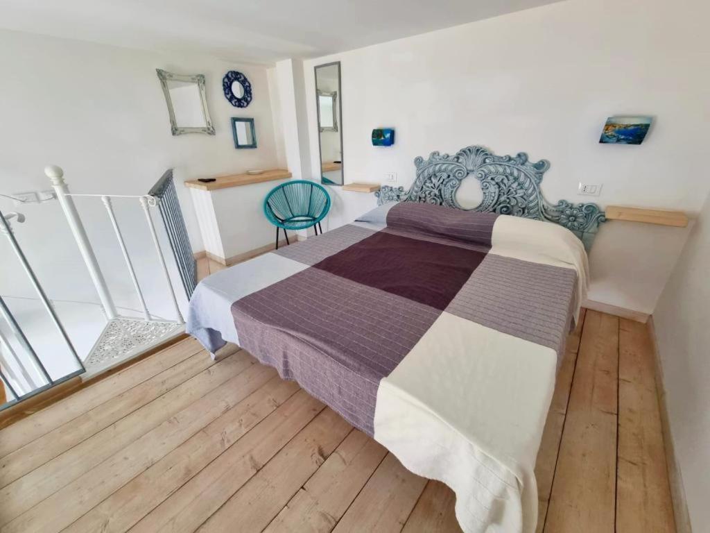 Maridea - In Riva Al Mare Apartment Ponza Bagian luar foto